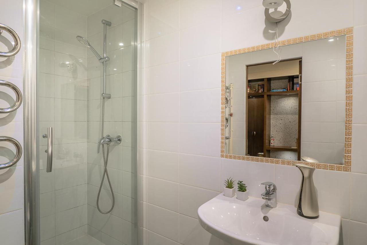 Andrea Apartment Liepaja Exterior photo
